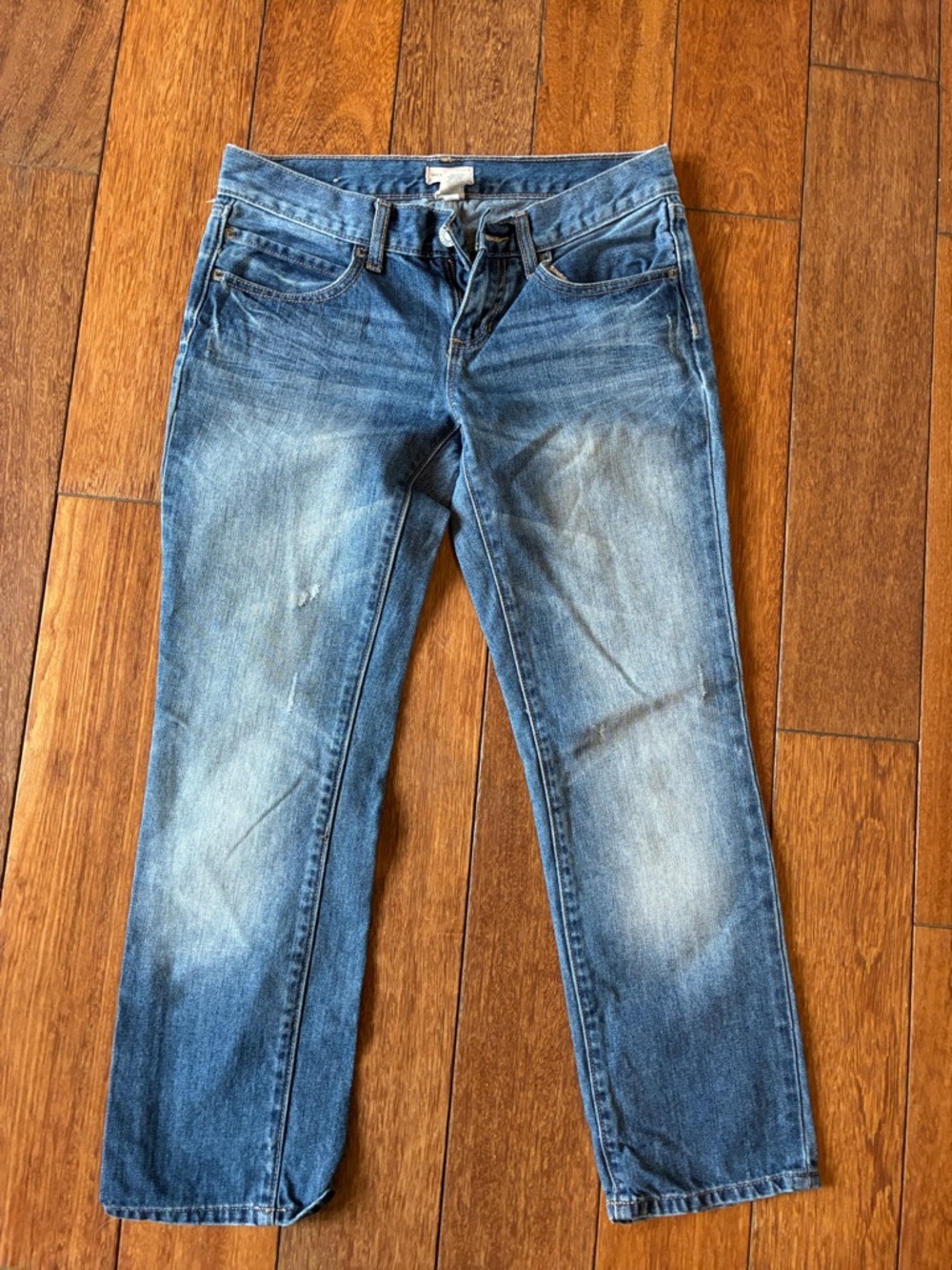 GAP Women's Washed Blue Straight-Leg Jeans